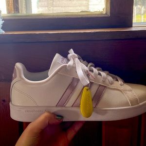 They are brand new tried on they just weren’t my size